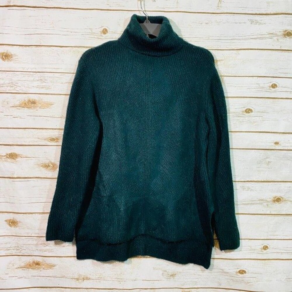 Sweet Romeo Women's Pullover Sweater Size M Green Turtleneck Long Sleeve